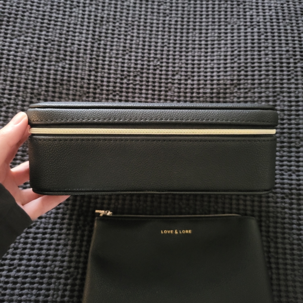 Jewelry Box With Pouch - Picture 5 of 10